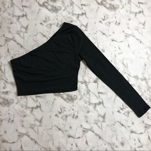 Black one sleeve crop top